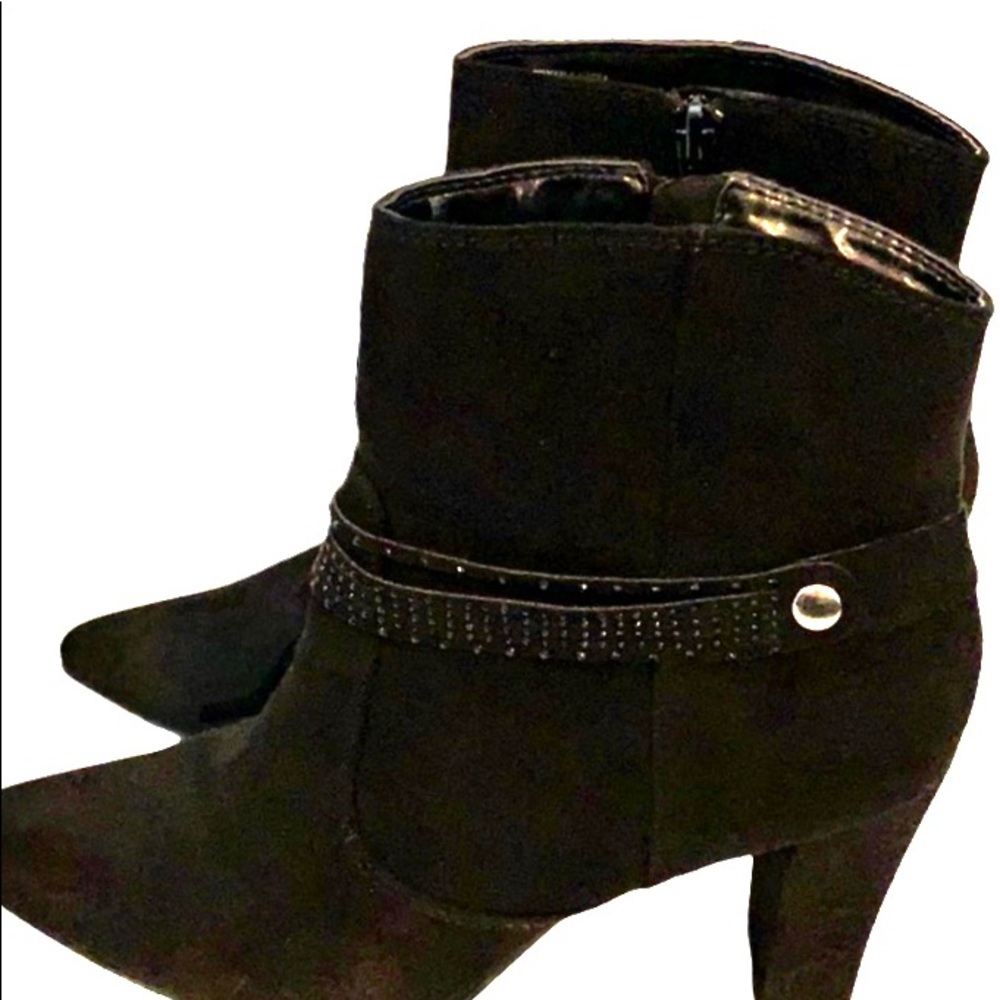 Women’s heeled AM by Ann Marino. Booties size 8 - Picture 3 of 14